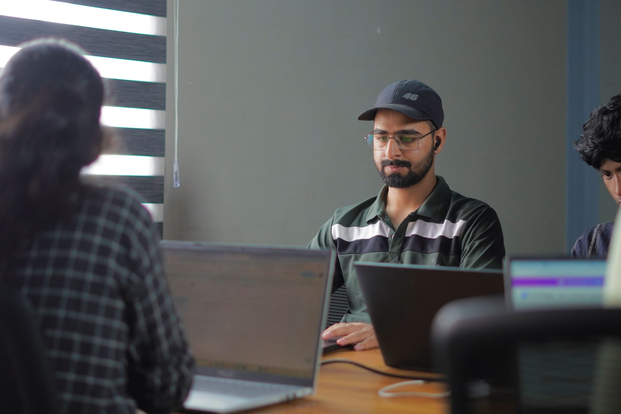 image showing picture of malik ubaid who is a digital marketing expert in j&k